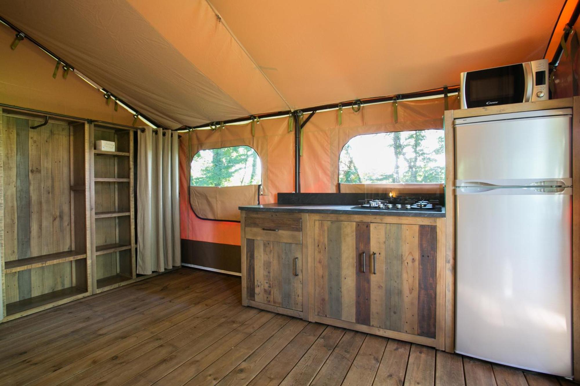 Camping La Ferme De Perdigat Limeuil